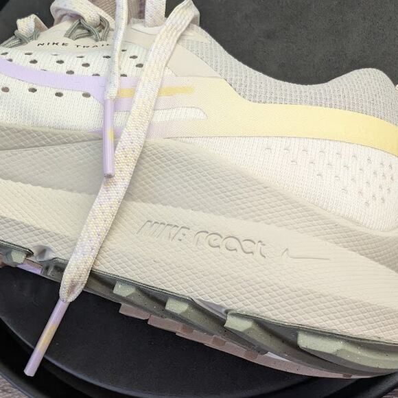 Nike Running Shoes Women's Size 8.5 React Pegasus Trail 4 Flywire Retro Gym Shoe - Picture 10 of 16